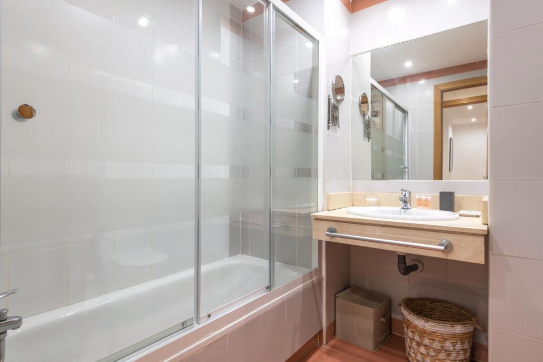 2 Bedrooms 2 Bathrooms Furnished - Malsana - With Pool - Mintystay Madrid Extérieur photo